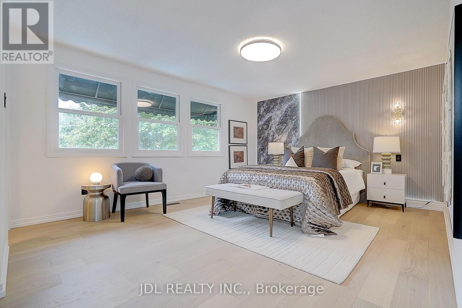 84 LONGWATER CHASE - Image 42