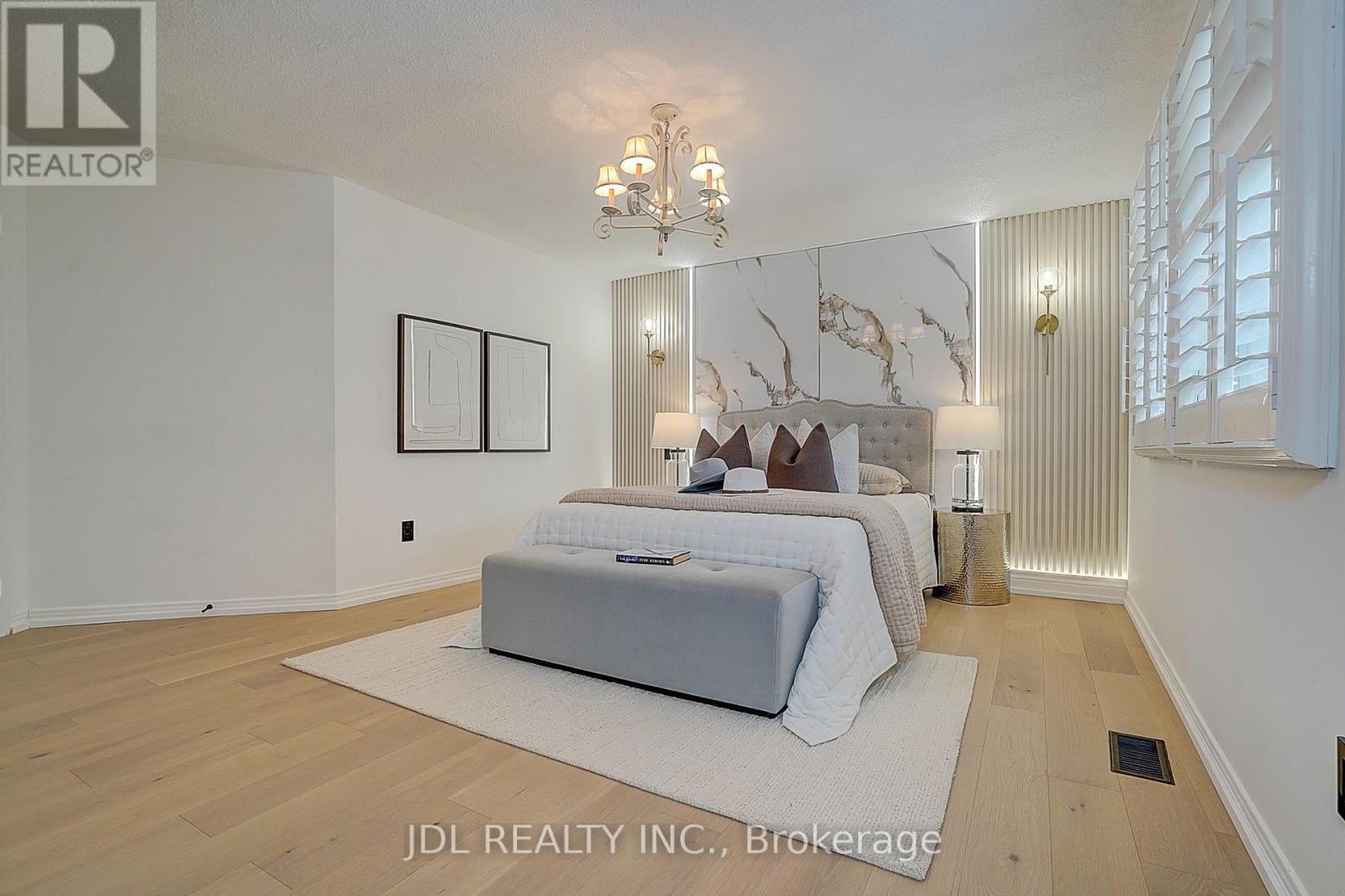 84 LONGWATER CHASE - Image 39