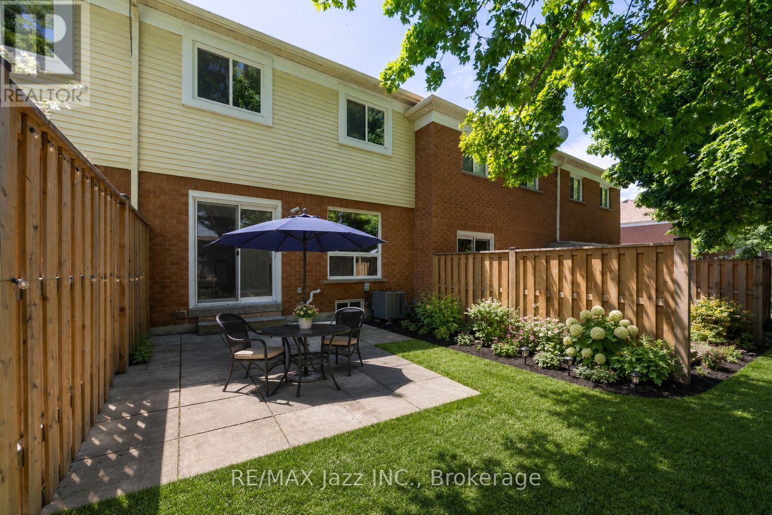 #14 10 BASSETT BOULEVARD - 25