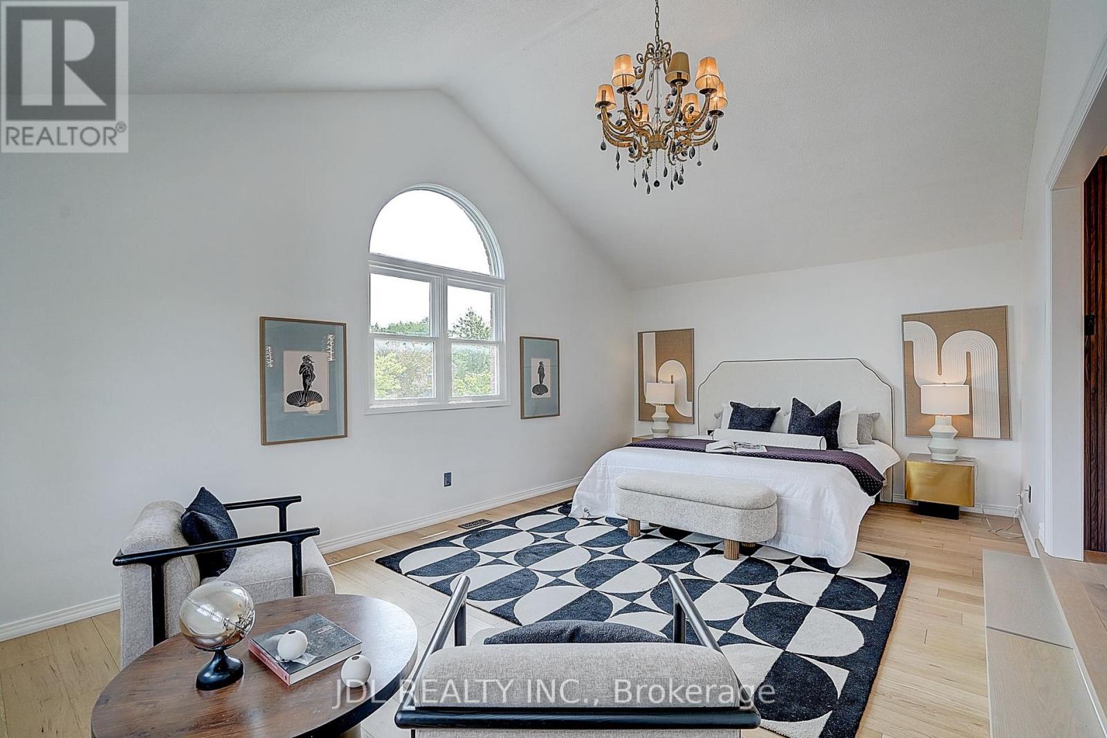 84 LONGWATER CHASE - Image 31