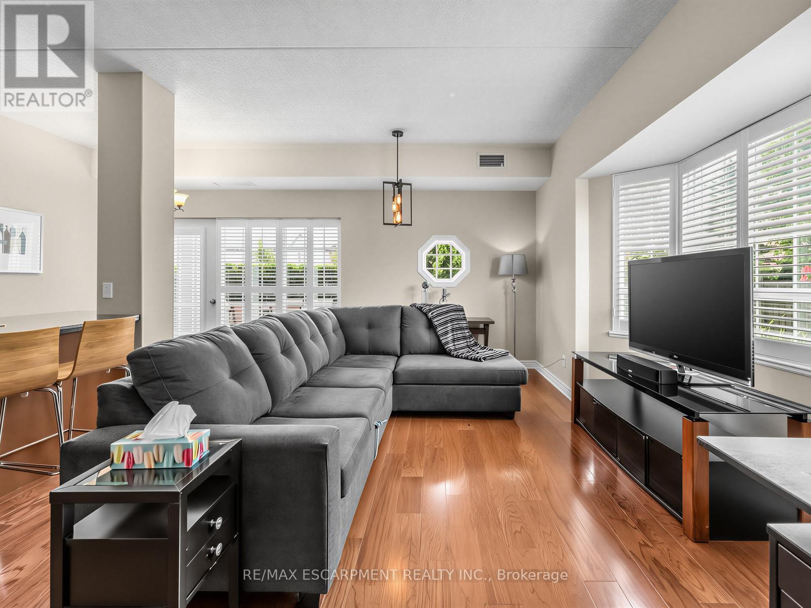 #103 1379 COSTIGAN ROAD - 9