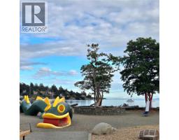 3935 Scolton Rd, Saanich, BC V8N4E1 Photo 35