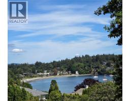 3935 Scolton Rd, Saanich, BC V8N4E1 Photo 37