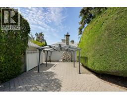 3935 Scolton Rd, Saanich, BC V8N4E1 Photo 30