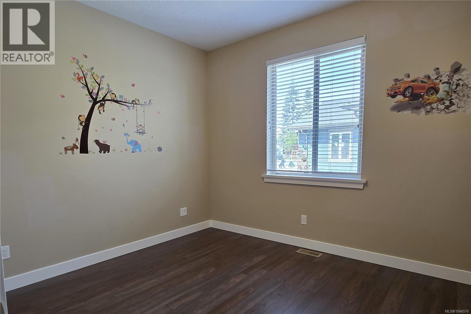 1094 Cordero Cres - 10