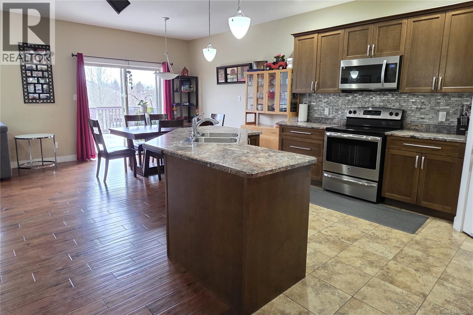 1094 Cordero Cres - Image 5