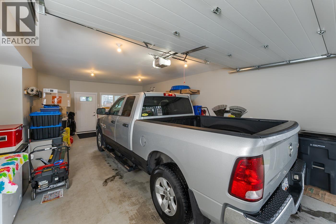 7639 CREEKSIDE WAY, Prince George