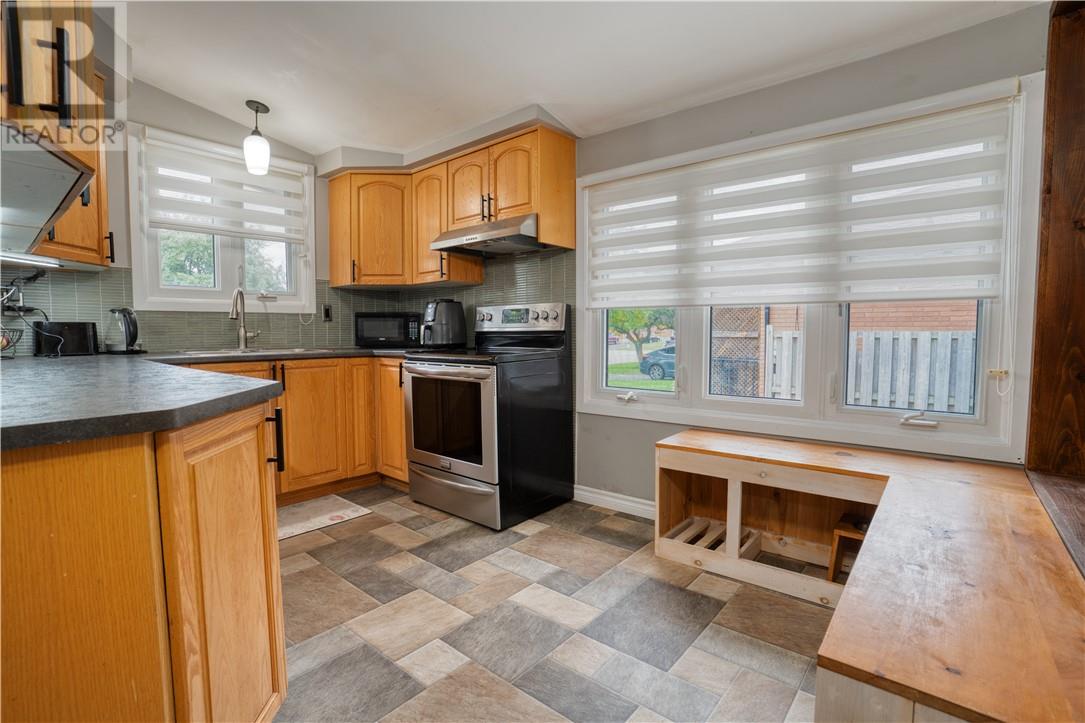886 Beatrice - Image 7