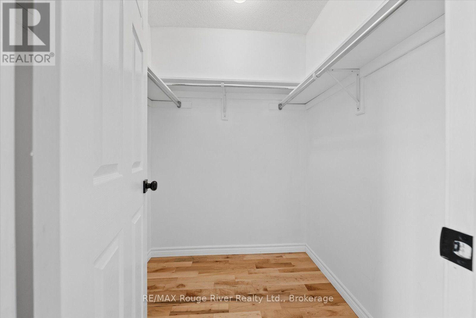 274 SWINDELLS STREET - 22