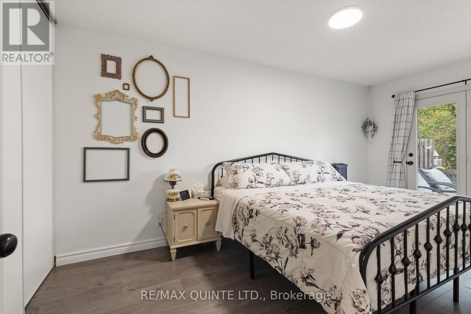 #5 45 PRINCE EDWARD STREET - 22