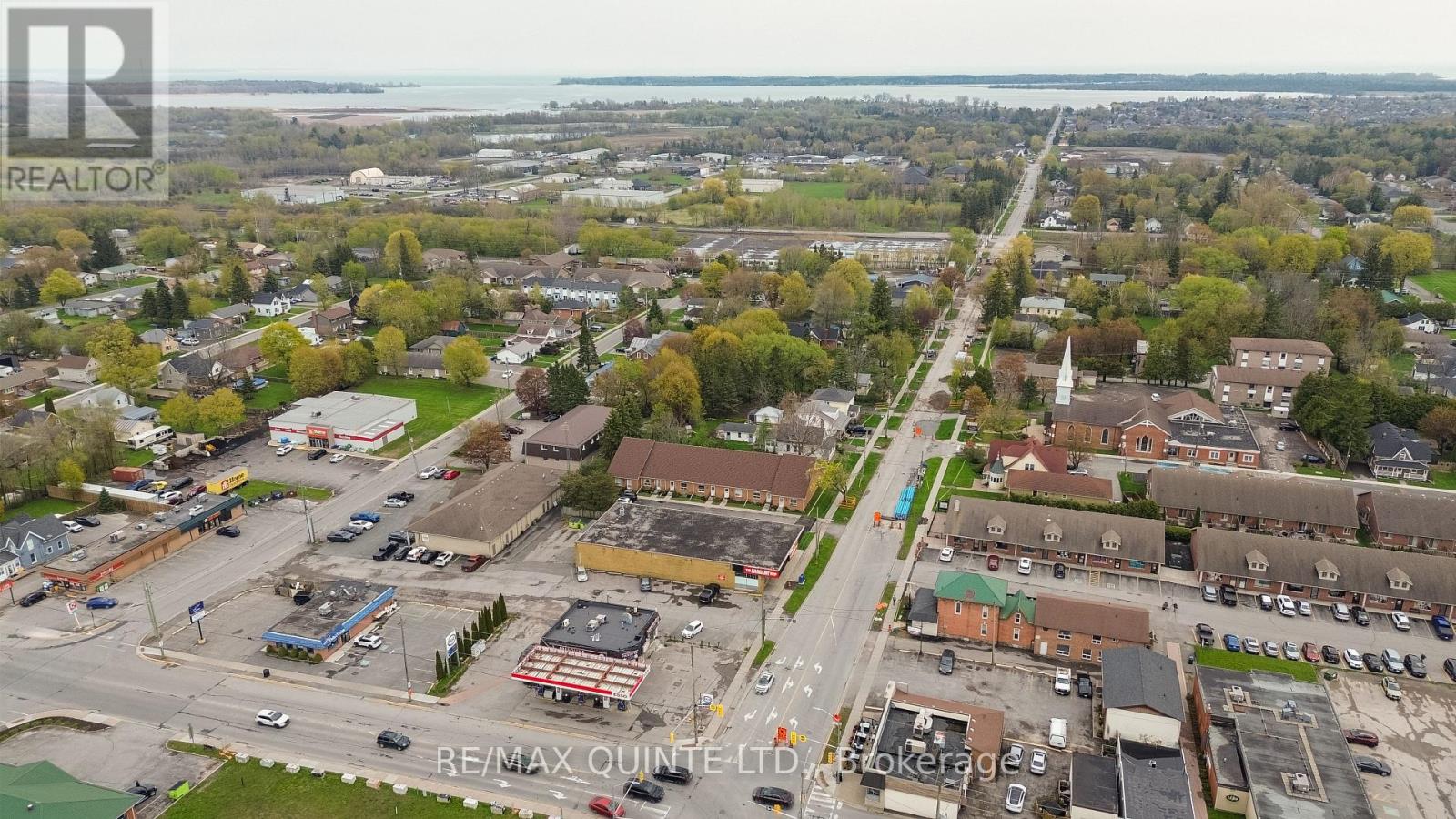 #5 45 PRINCE EDWARD STREET - 44