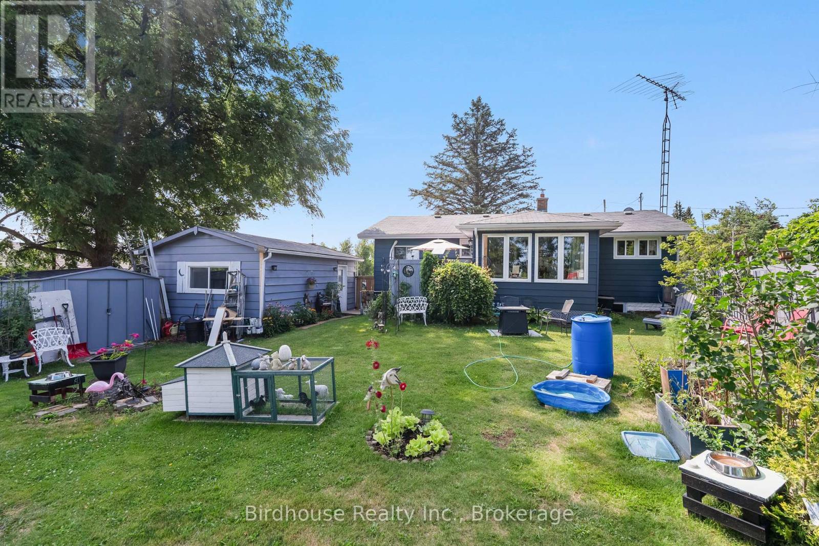 1499 HIGHWAY 7 - Image 33