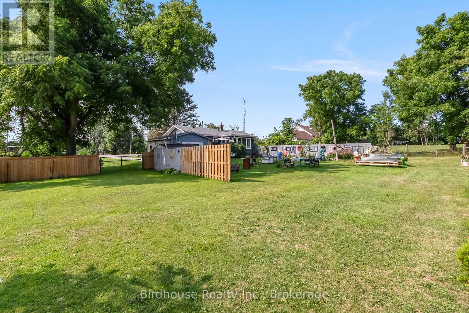 1499 HIGHWAY 7 - Image 36