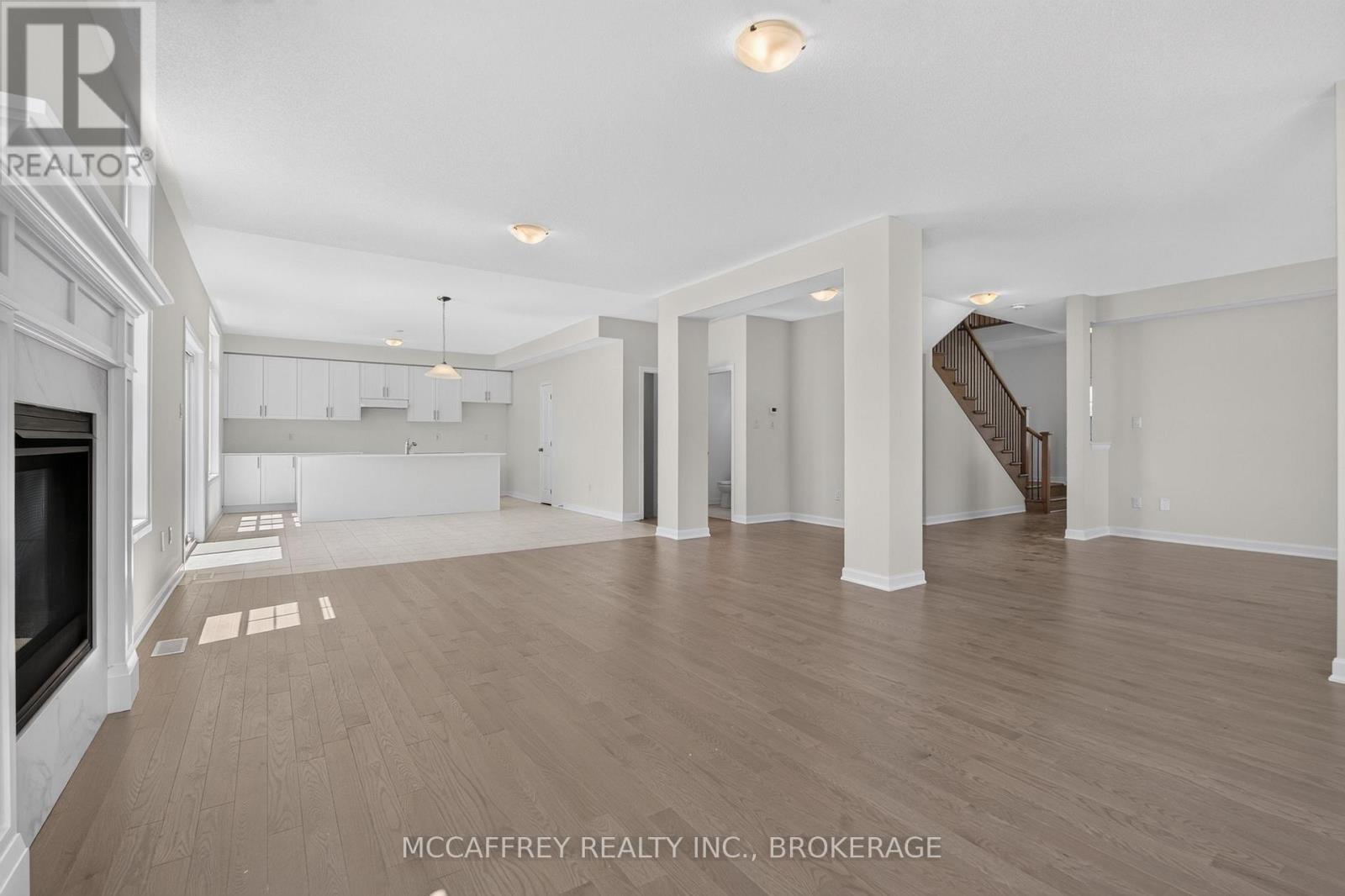 103 GILDERSLEEVE BOULEVARD - 11