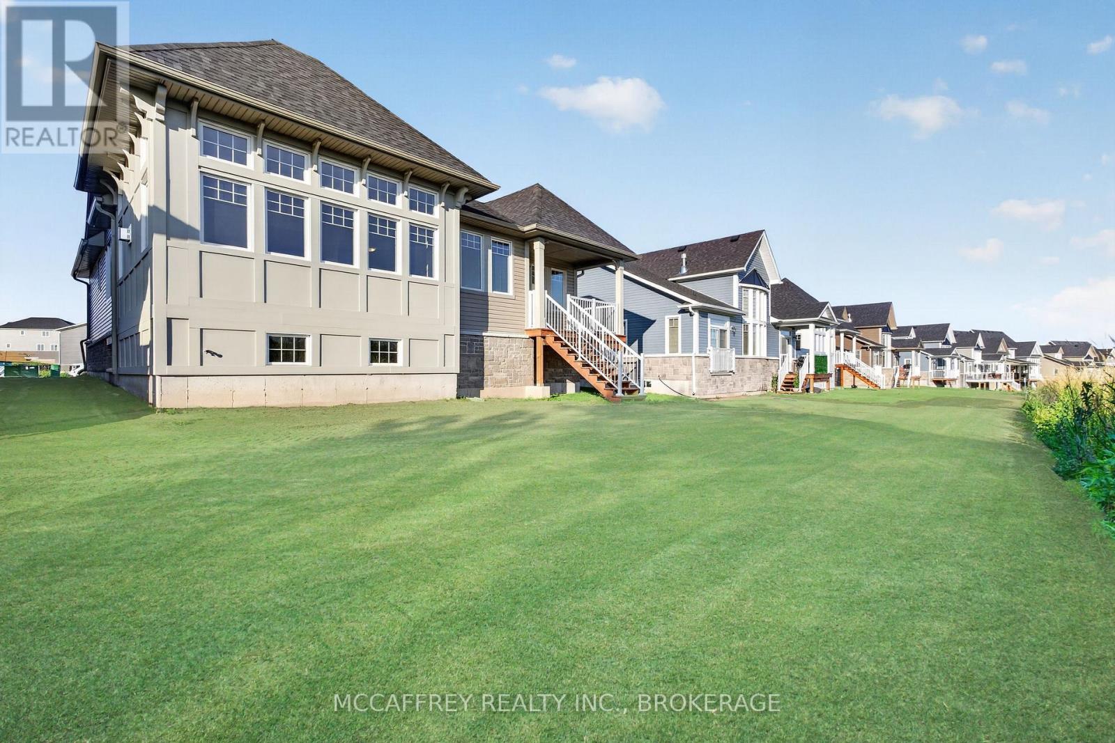 160 COUNTRY CLUB DRIVE - Image 37