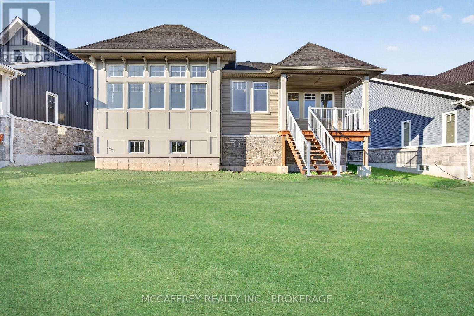 160 COUNTRY CLUB DRIVE - Image 38