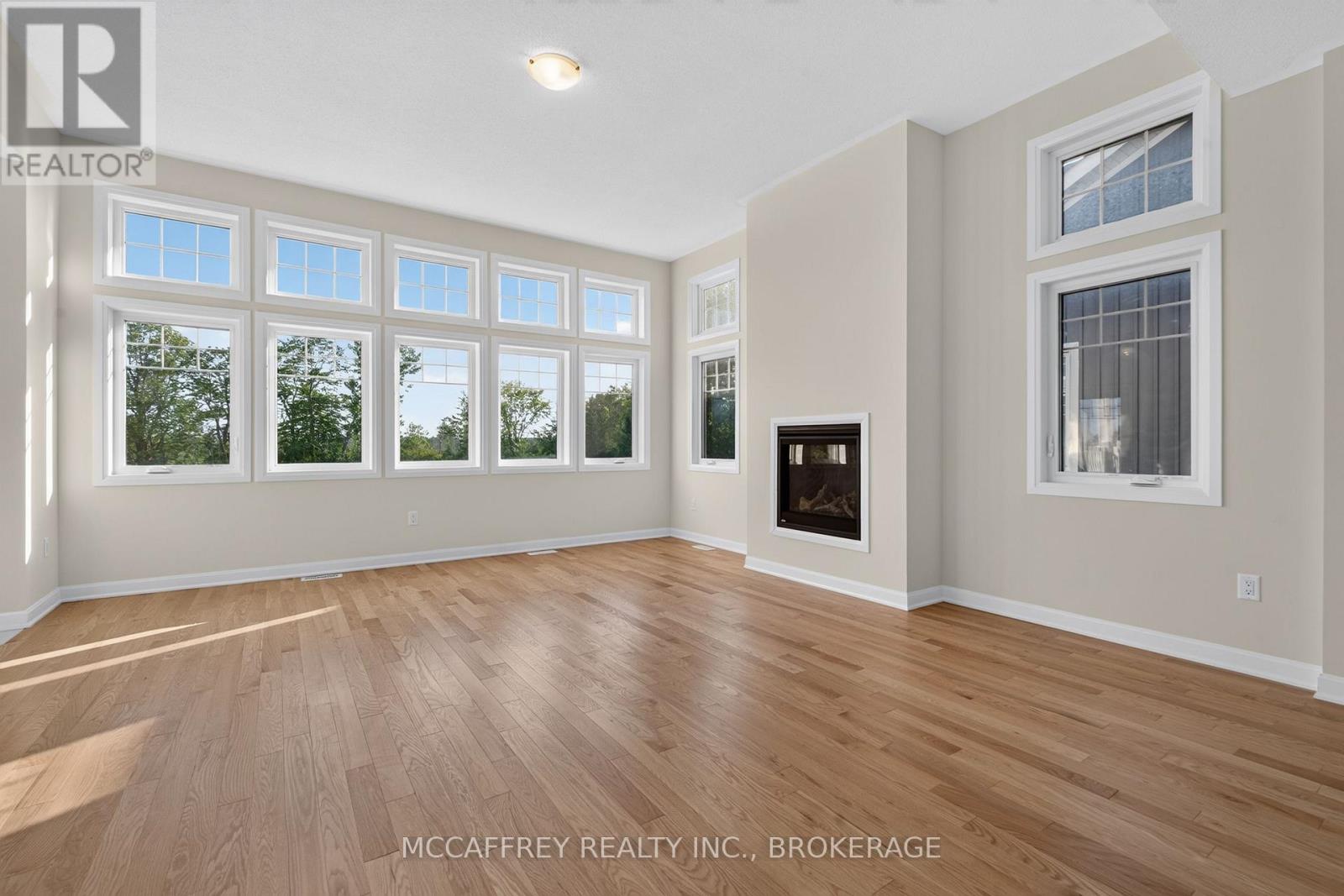 160 COUNTRY CLUB DRIVE - Image 6