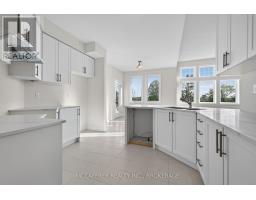 160 Country Club Drive, Loyalist, ON K0H1G0 Photo 18