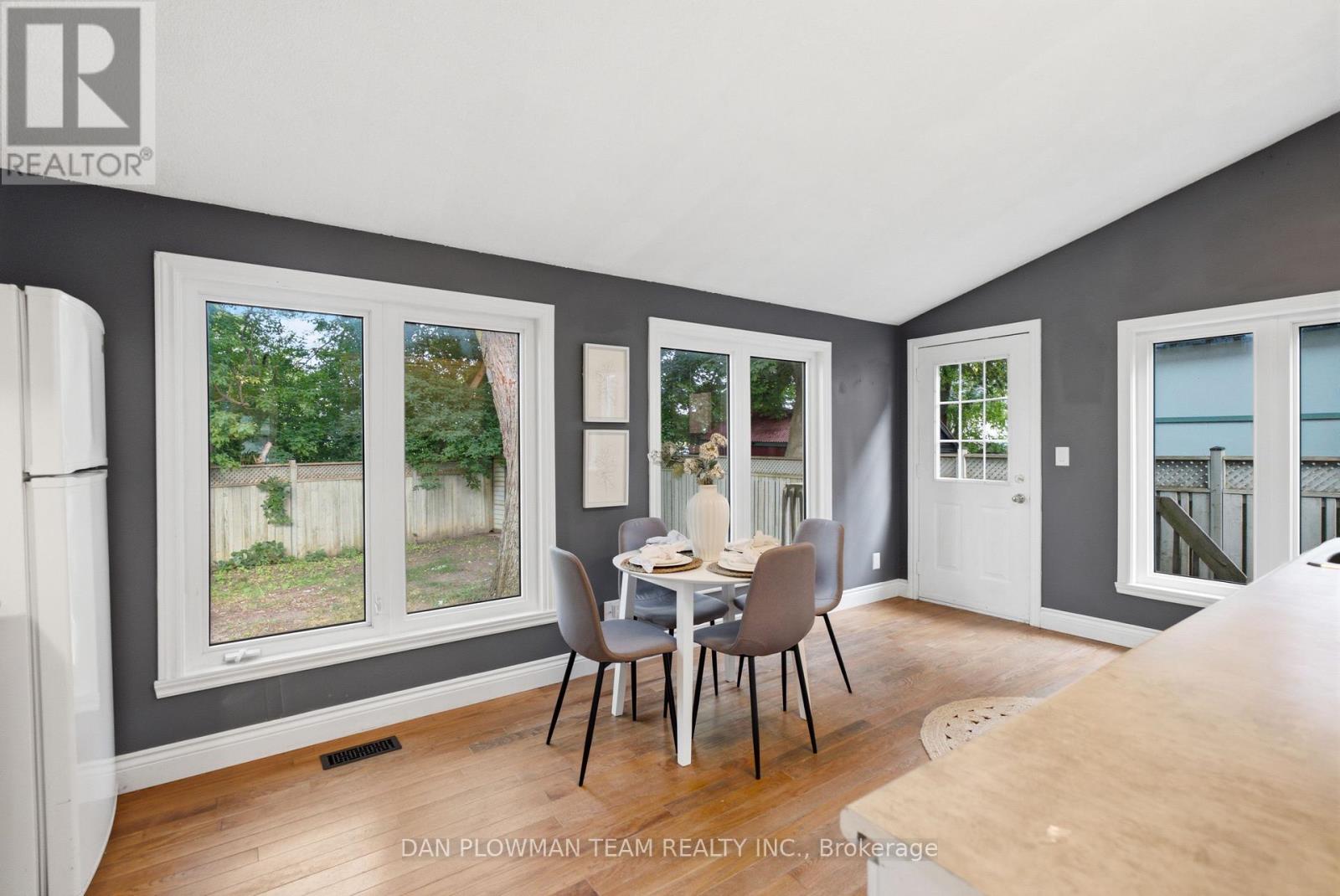 265 HAIG STREET - 9