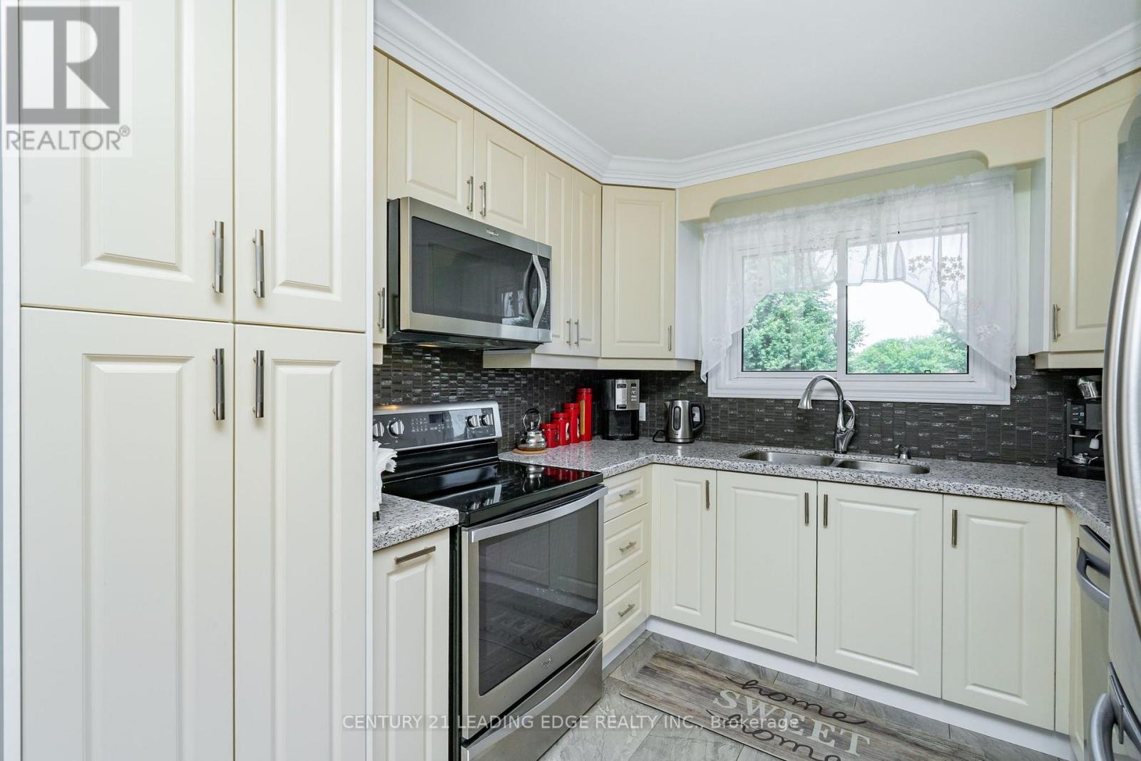 258 NIPIGON STREET - Image 7