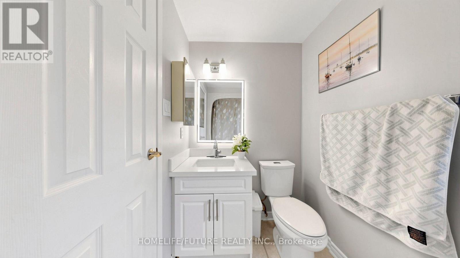 168 LARGE CRESCENT - Image 31