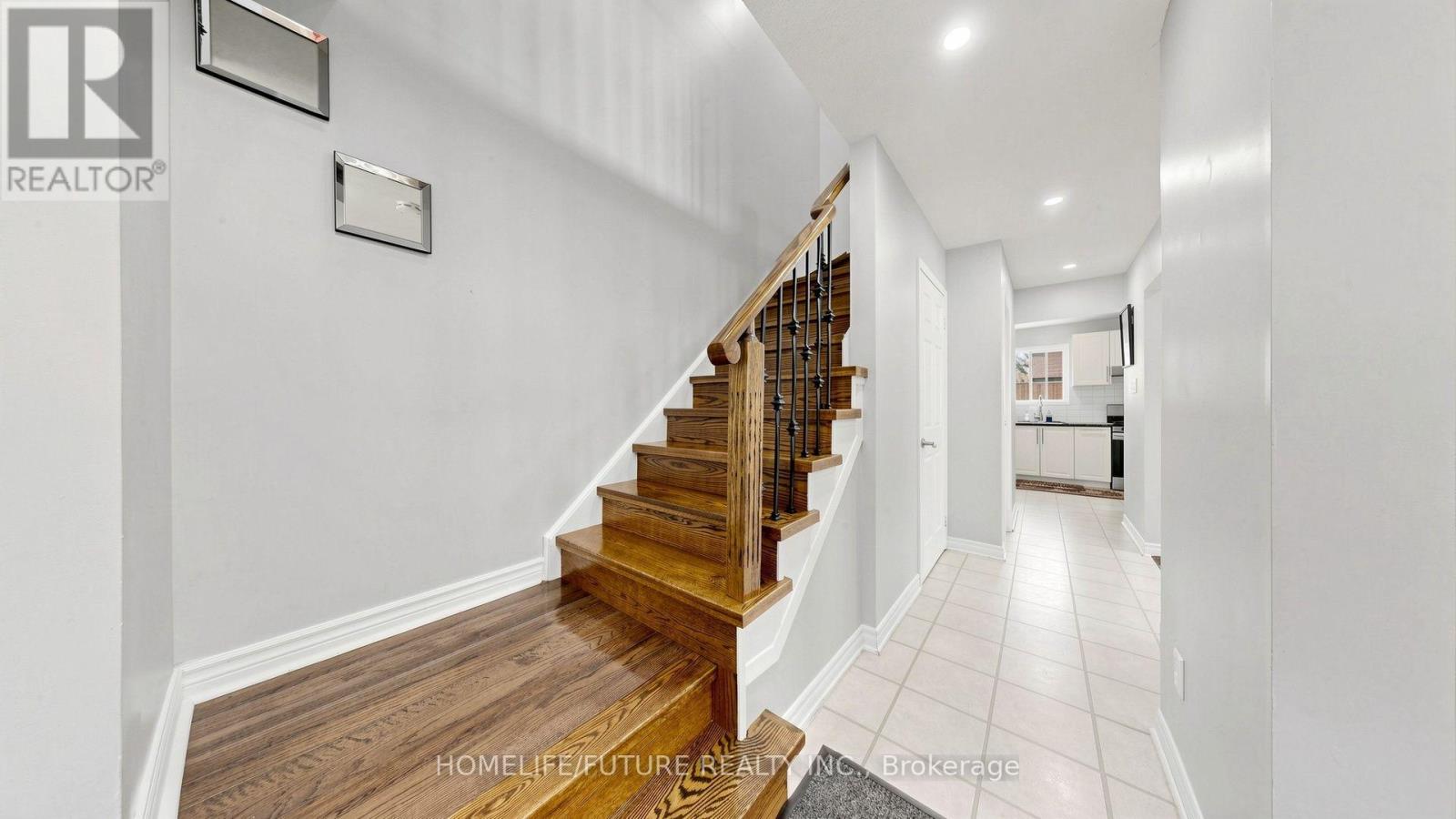 168 LARGE CRESCENT - Image 33
