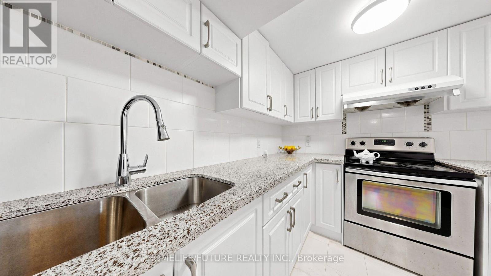 168 LARGE CRESCENT - Image 40