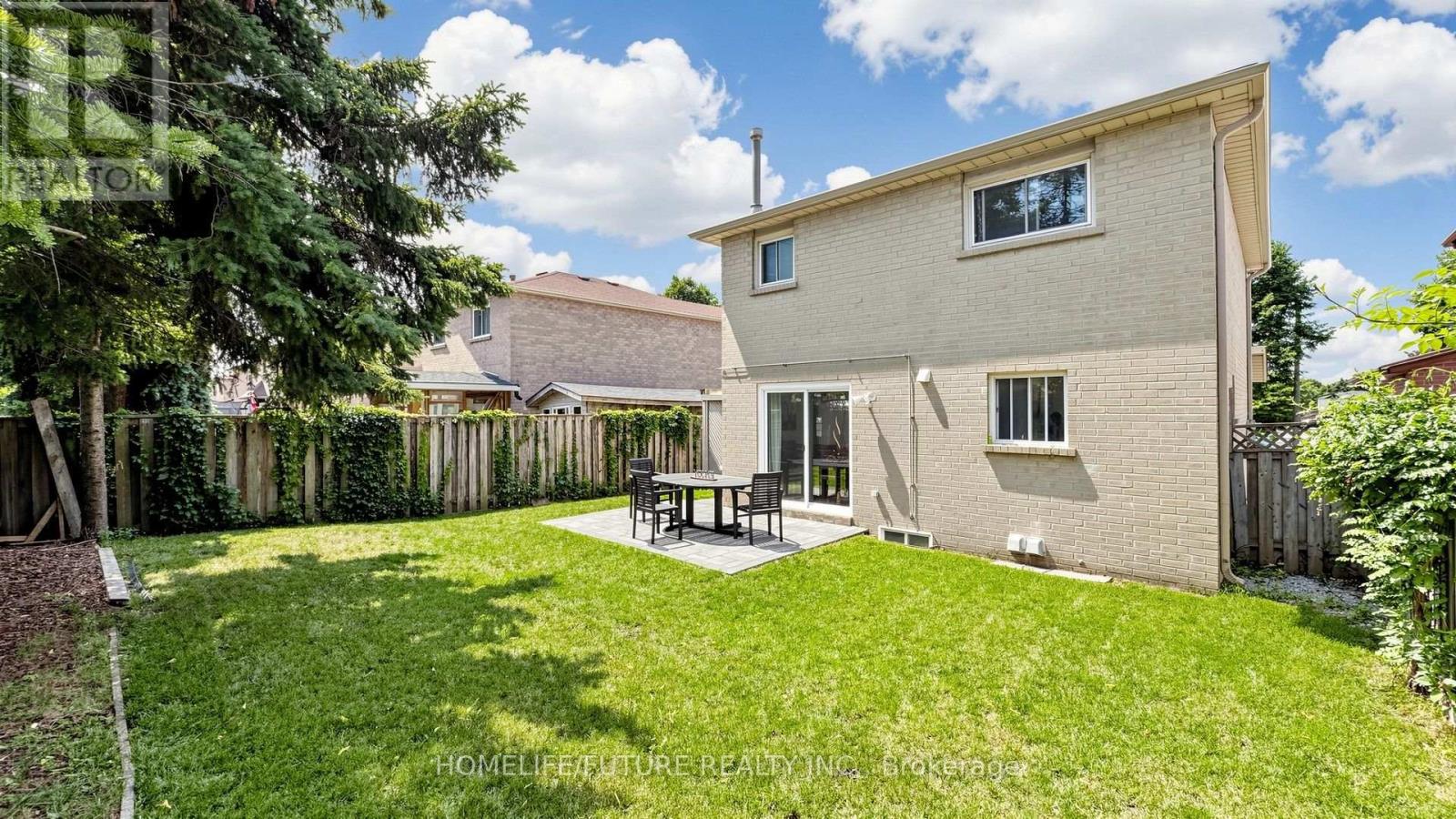 168 LARGE CRESCENT - Image 49