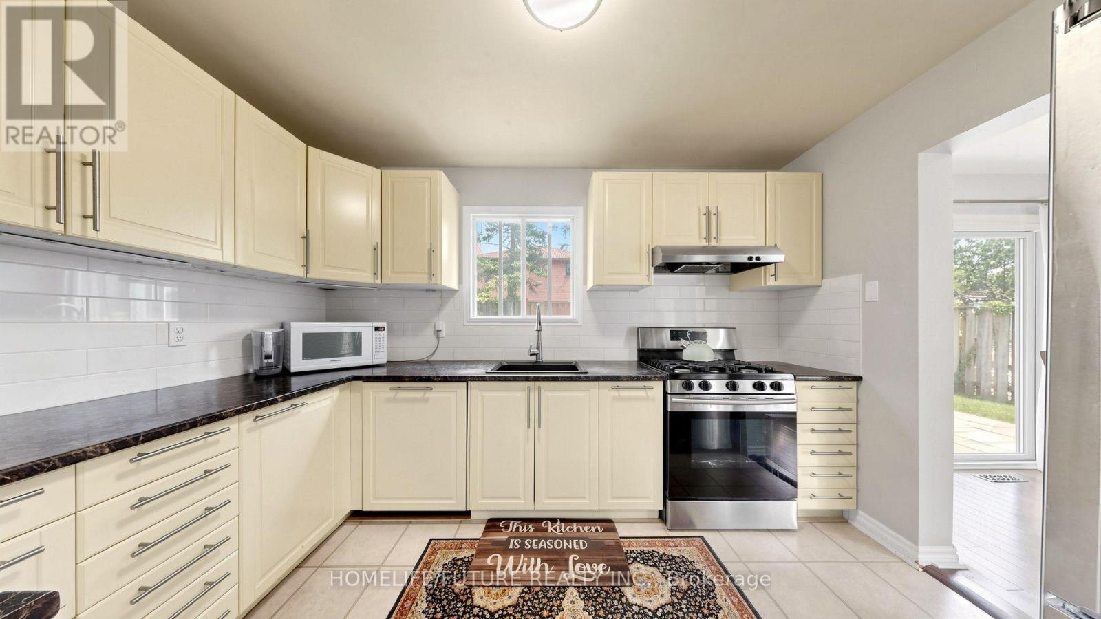 168 LARGE CRESCENT - Image 7