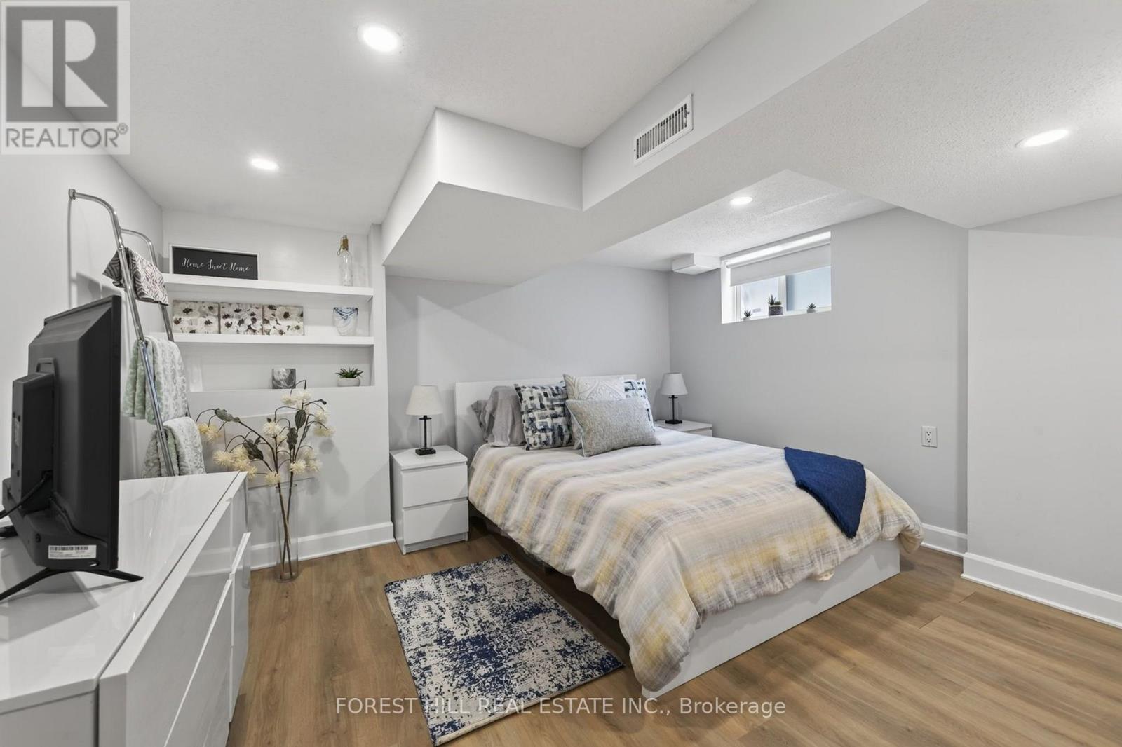 1040 WOODBINE AVENUE - Image 36