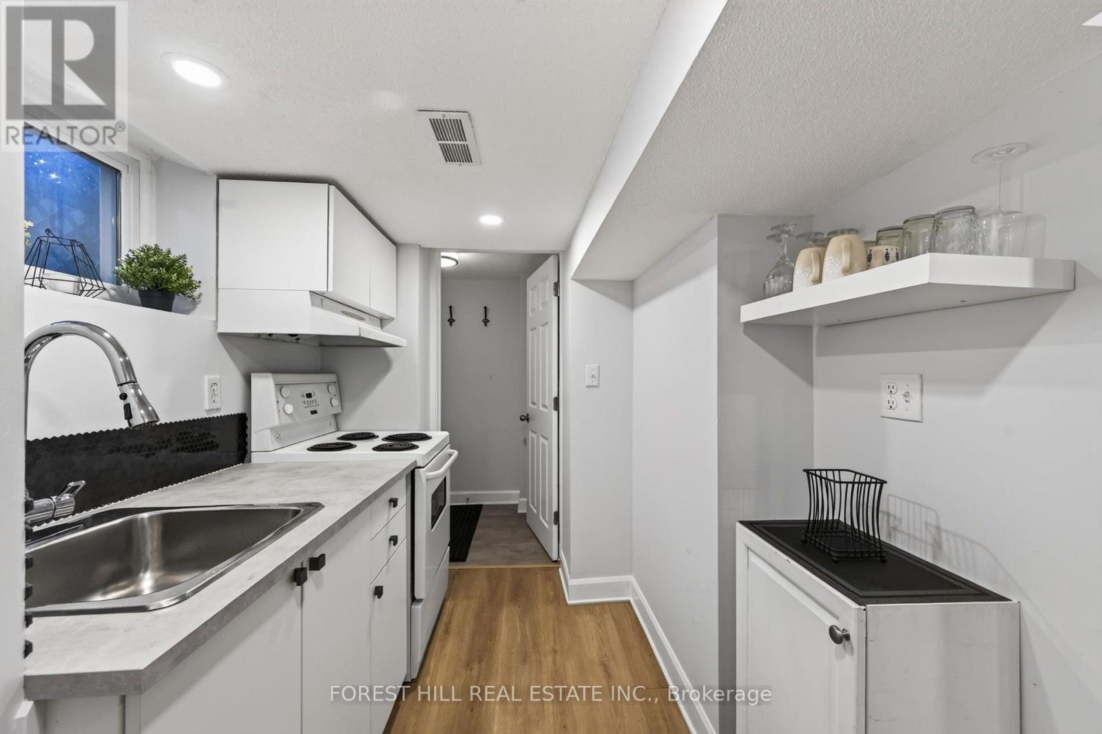 1040 WOODBINE AVENUE - Image 37