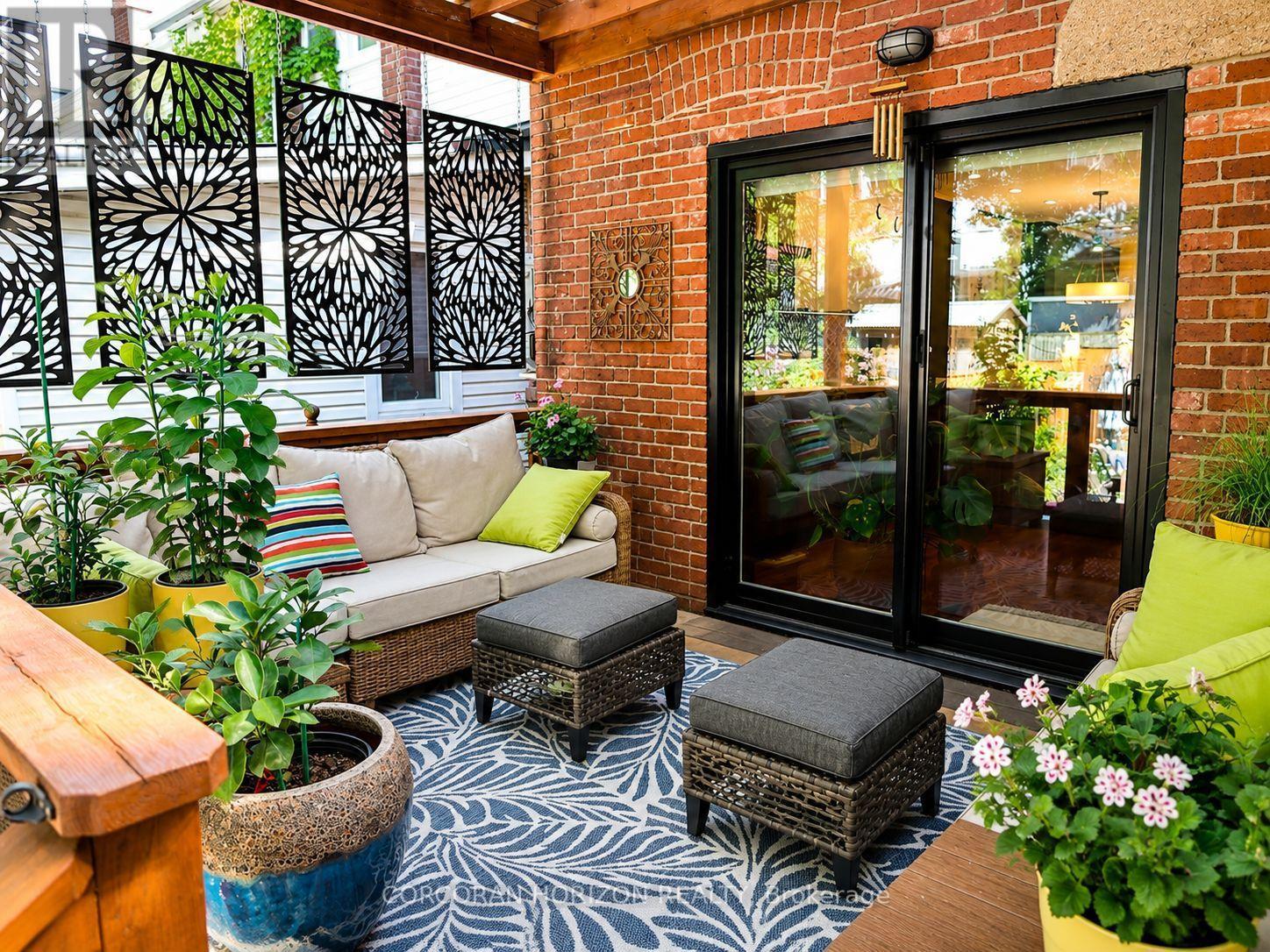 402 RHODES AVENUE - Image 26