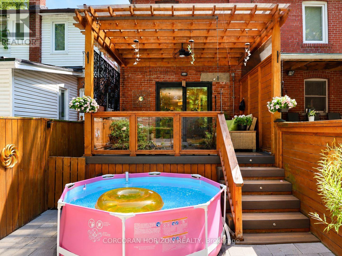402 RHODES AVENUE - Image 29