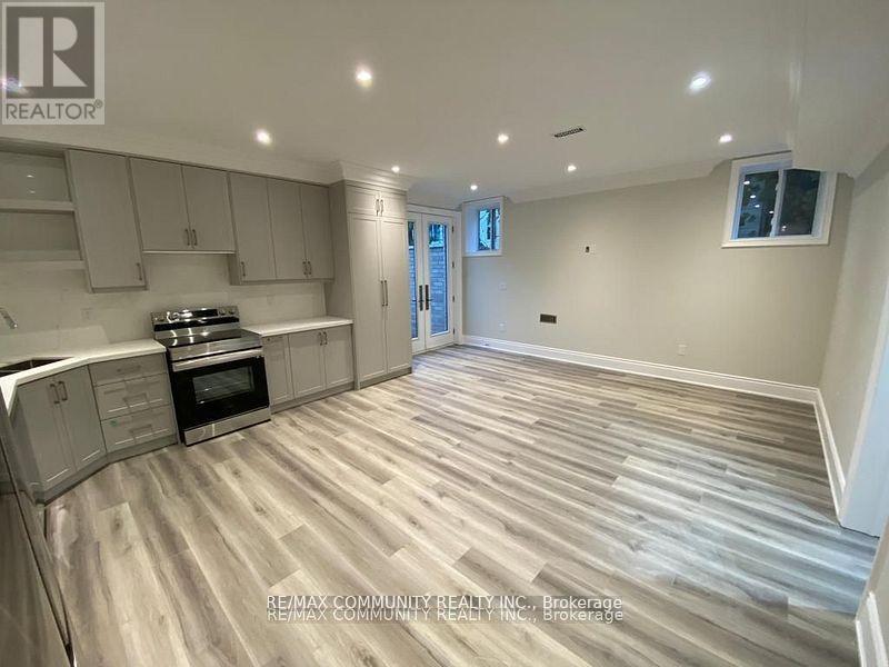 118 QUEEN STREET, Whitby (Brooklin) — photo 3