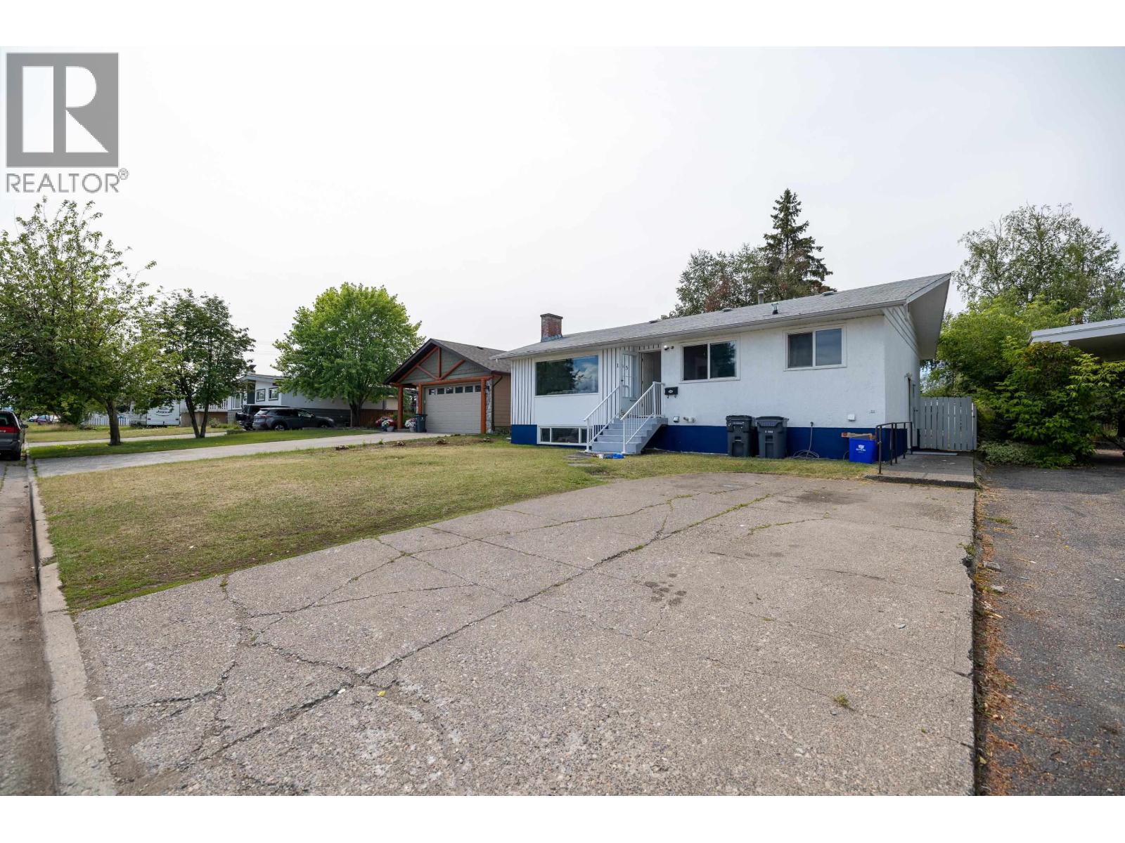 133 S MOFFAT STREET - 2