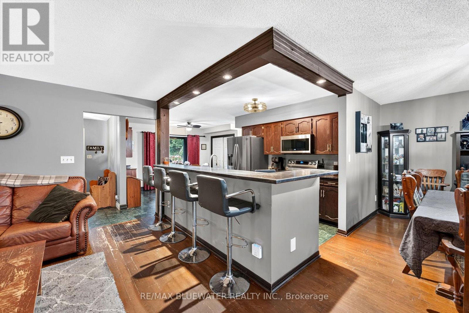 210 HILL STREET - 2