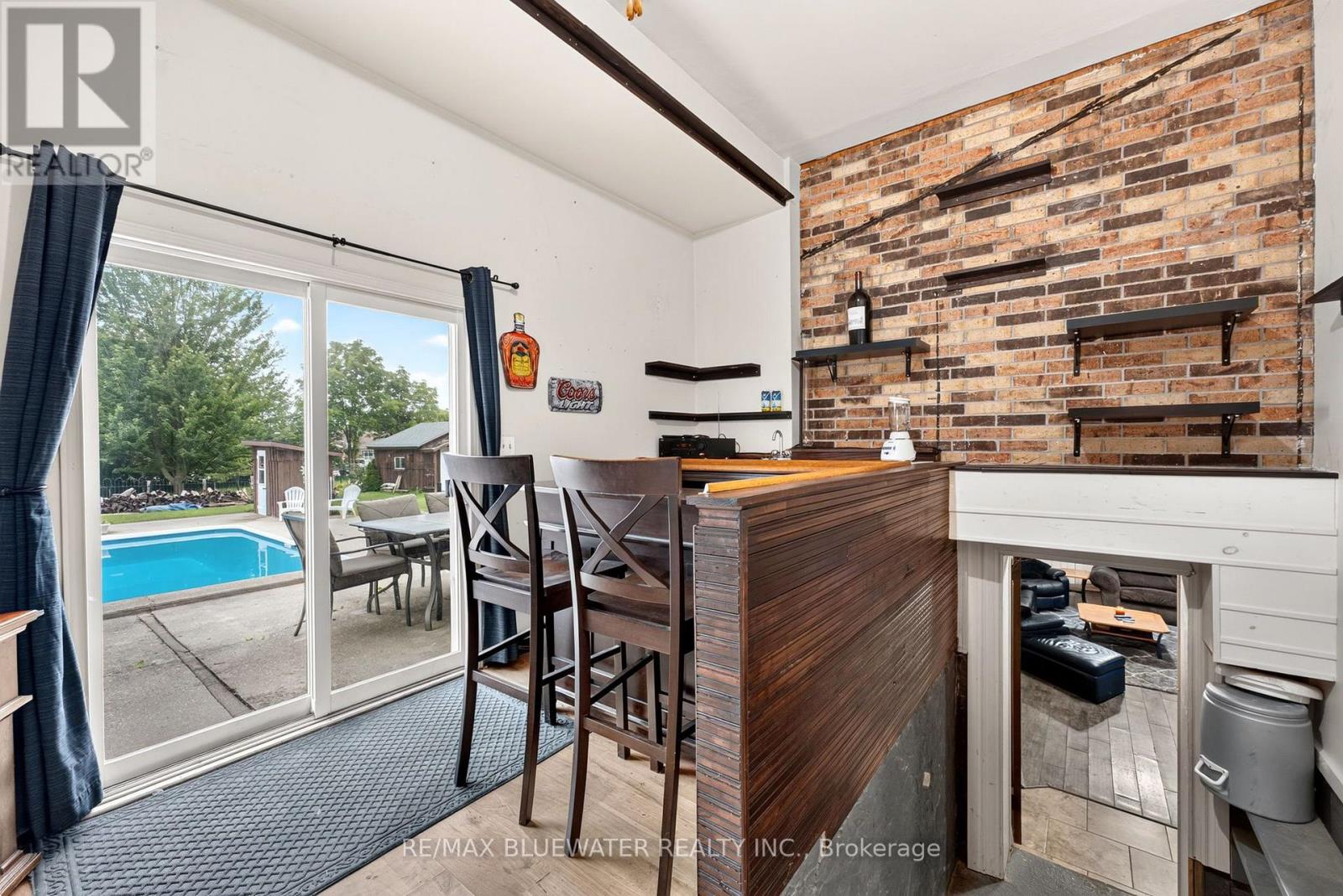 210 HILL STREET - 23
