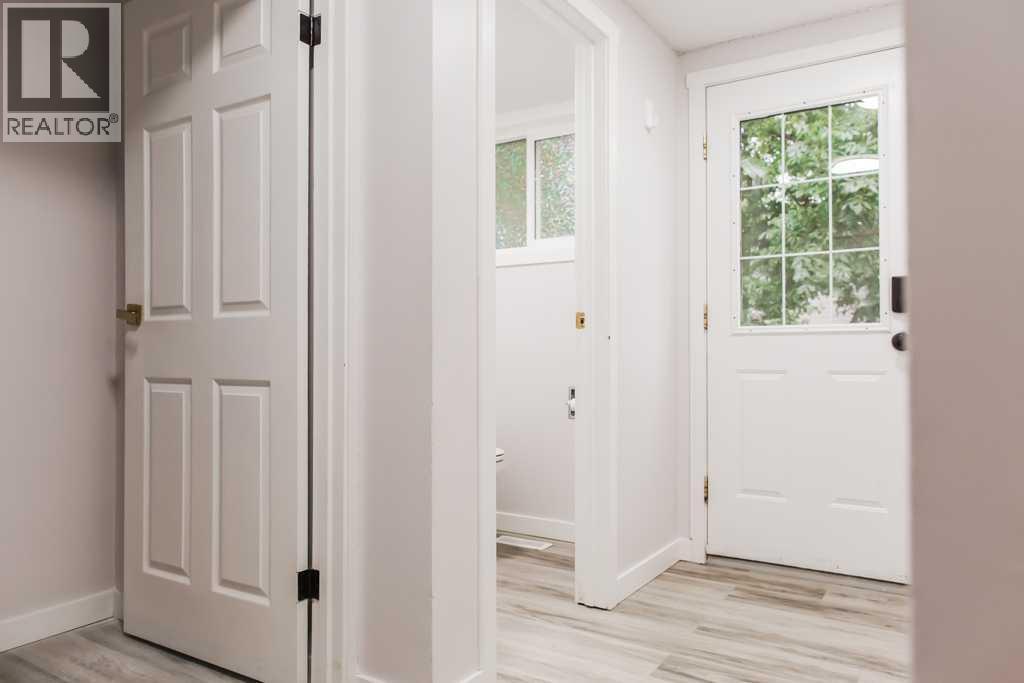 10031 80 Avenue - 15