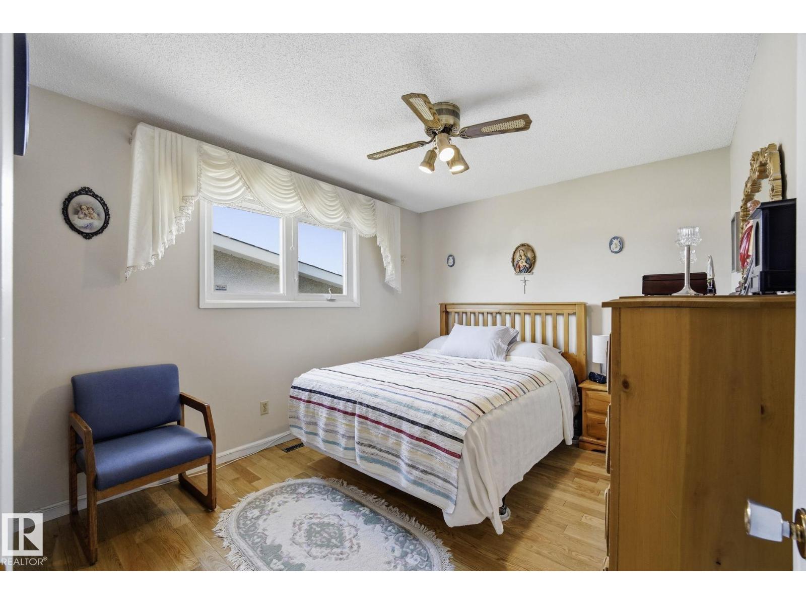 15204 75A ST NW - 23