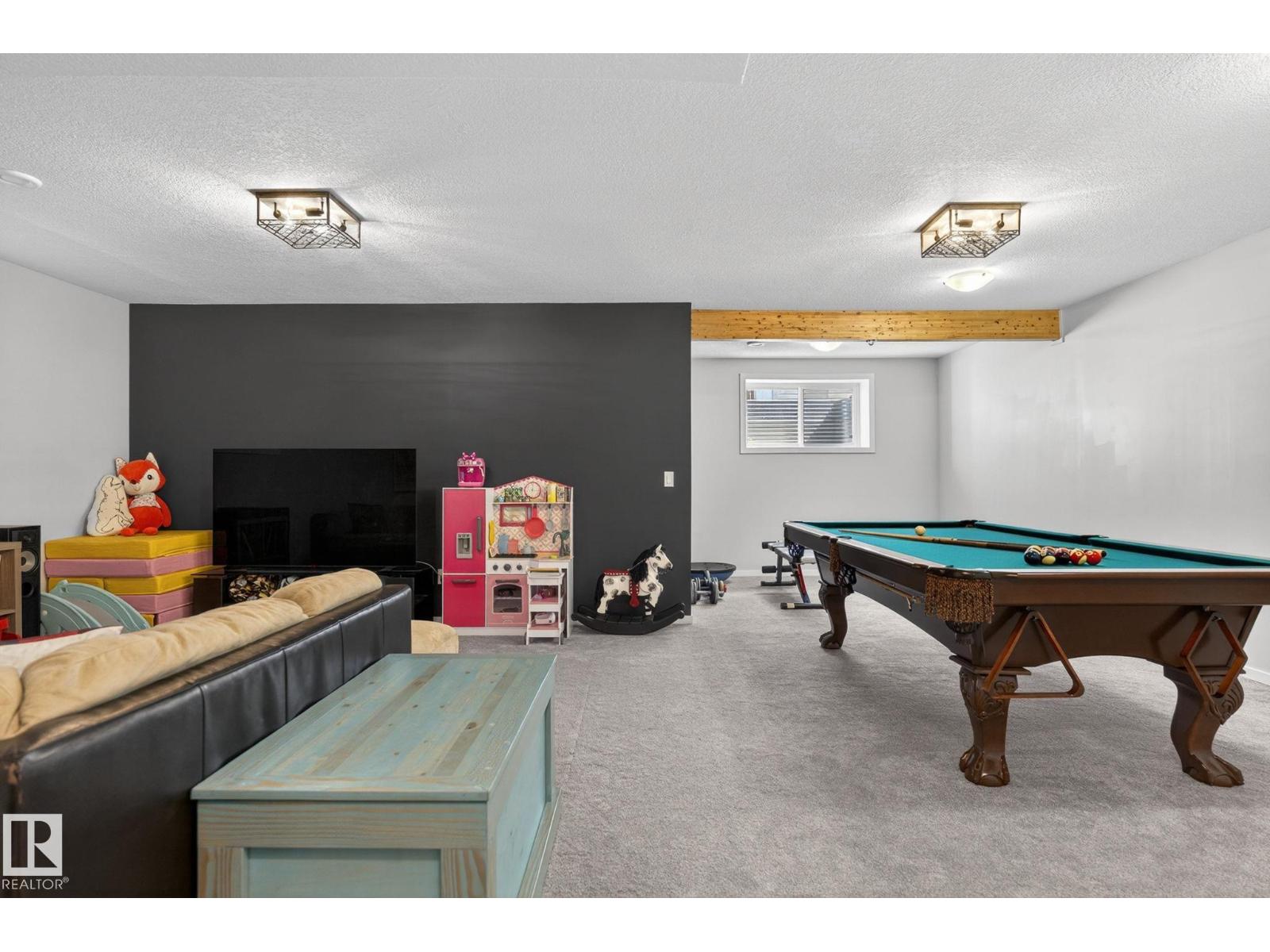 22068 95 AV NW - 45