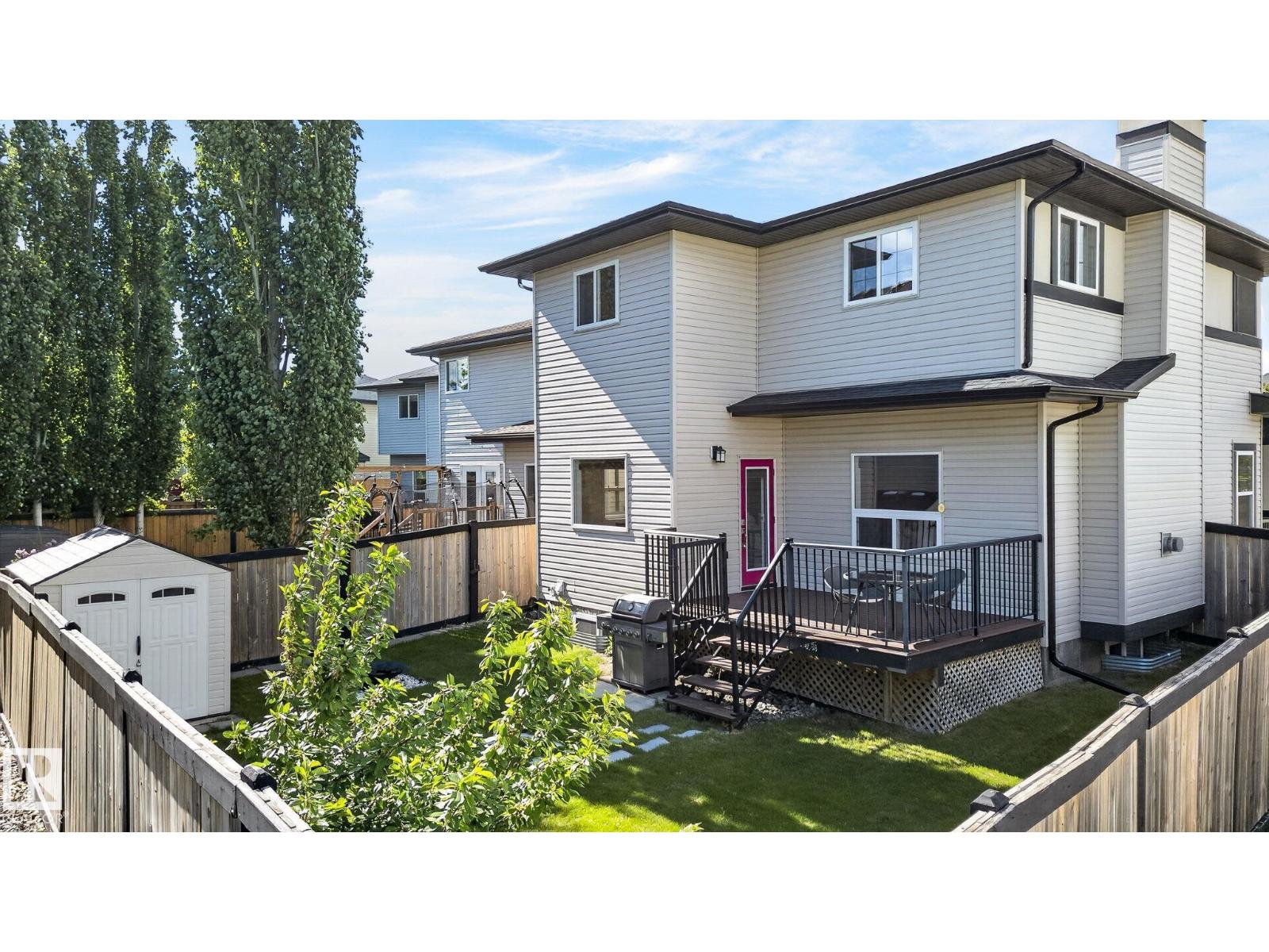 22068 95 AV NW - 62