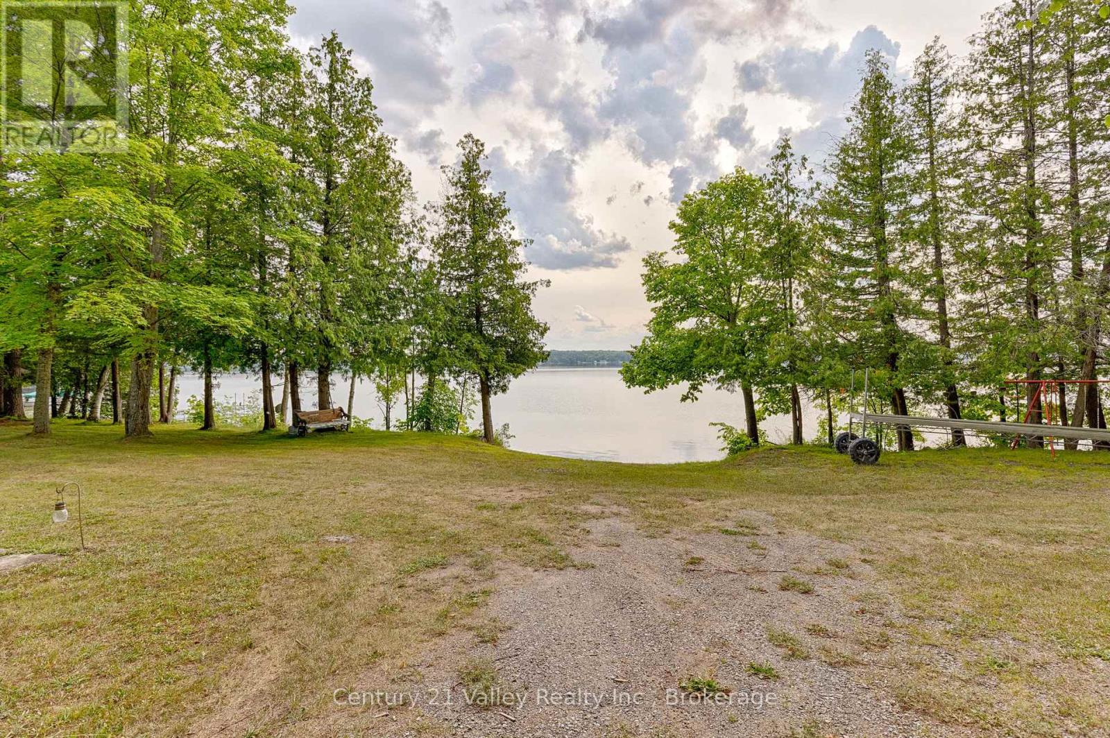 27A MAPLE GROVE LANE - 2
