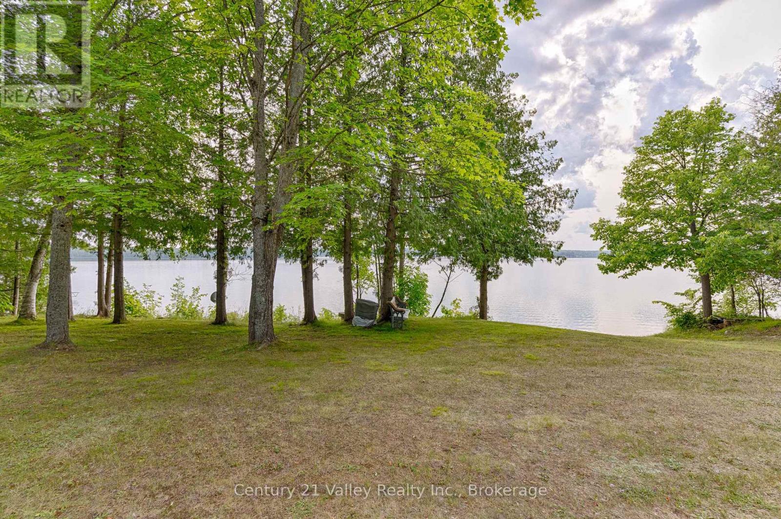 27A MAPLE GROVE LANE - Image 32