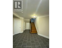 129 Lakeland Crescent, Richmond Hill, ON L4E3A1 Photo 21