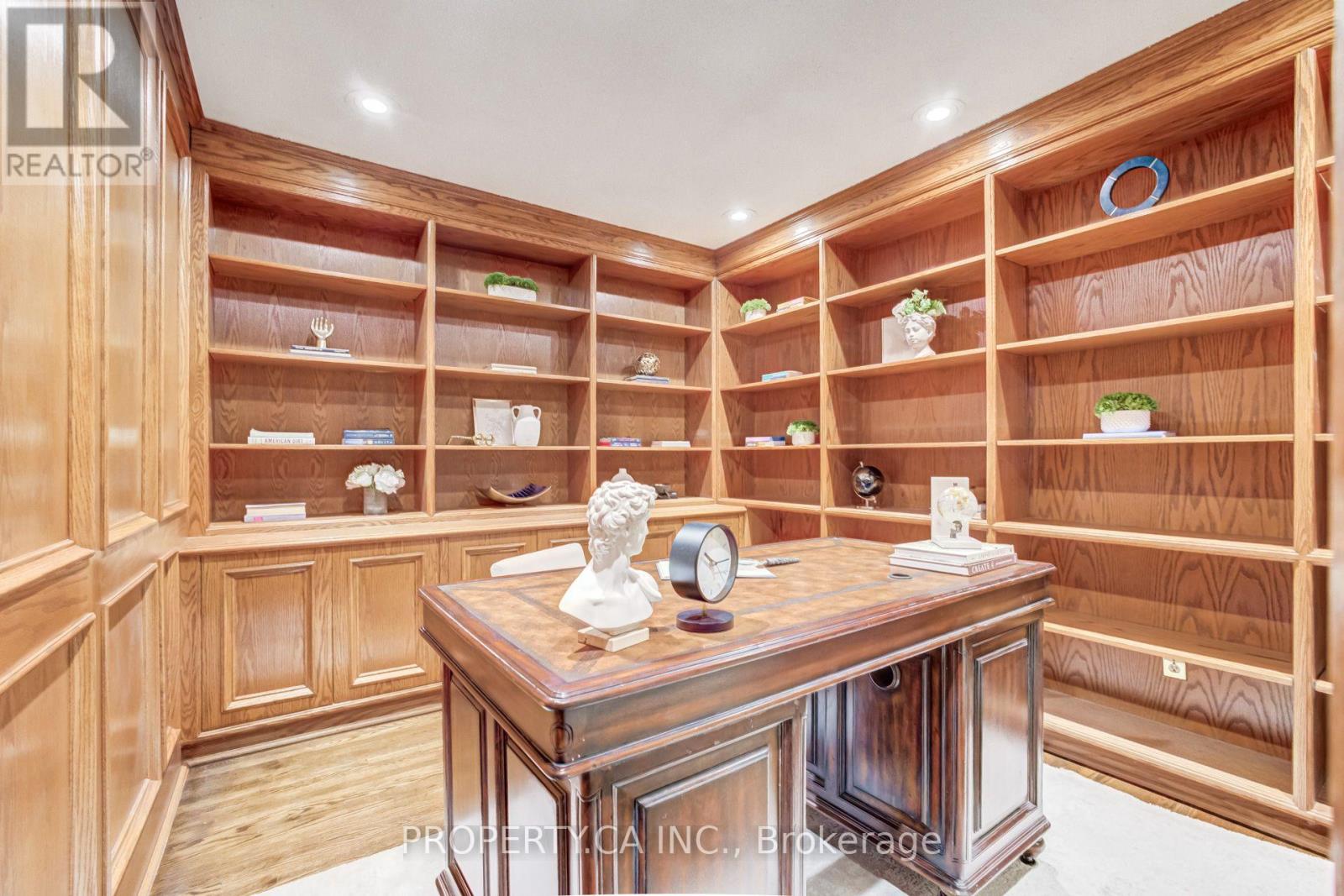 143 CAMBRIDGE CRESCENT - 10