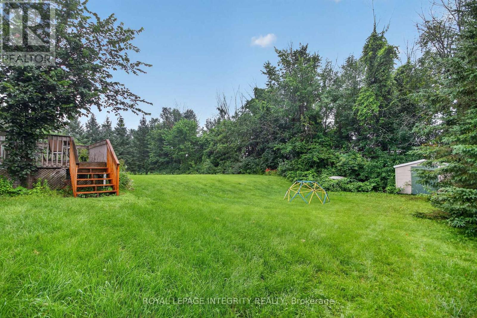 3 Bed, 2 Bath House for Sale in Ottawa – 8308 ROSEFIRE DRIVE, Ottawa – MLS# X13621014 - Image 27