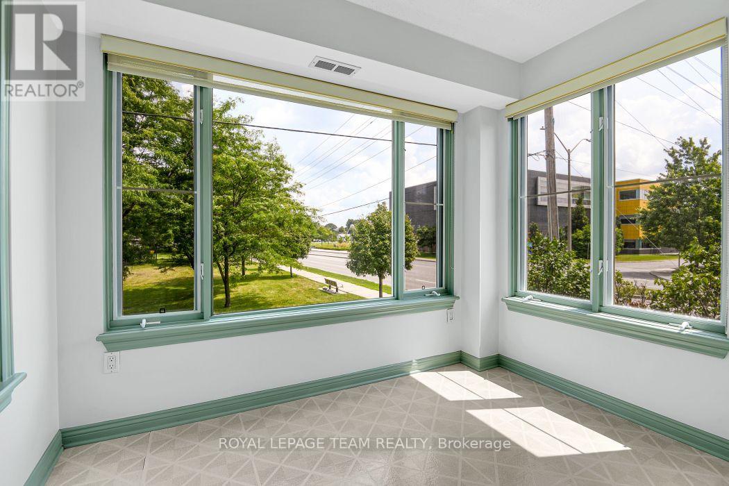 2 Bed, 2 Bath House for Sale in Ottawa – 205 – 1 MERIDIAN PLACE, Ottawa – MLS# X13621040 - Image 16