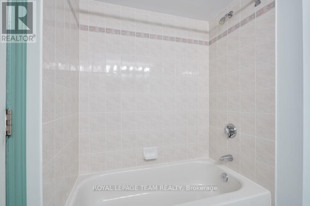 2 Bed, 2 Bath House for Sale in Ottawa – 205 – 1 MERIDIAN PLACE, Ottawa – MLS# X13621040 - Image 25