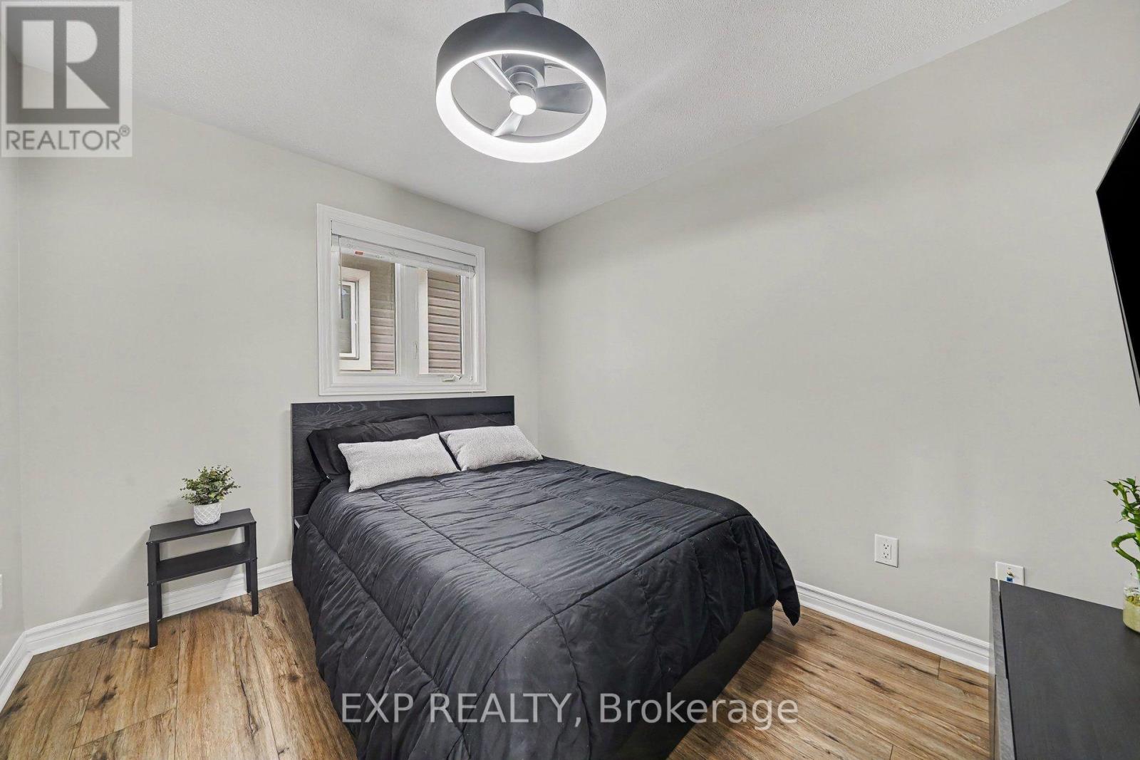 102 BURBOT STREET - Image 24