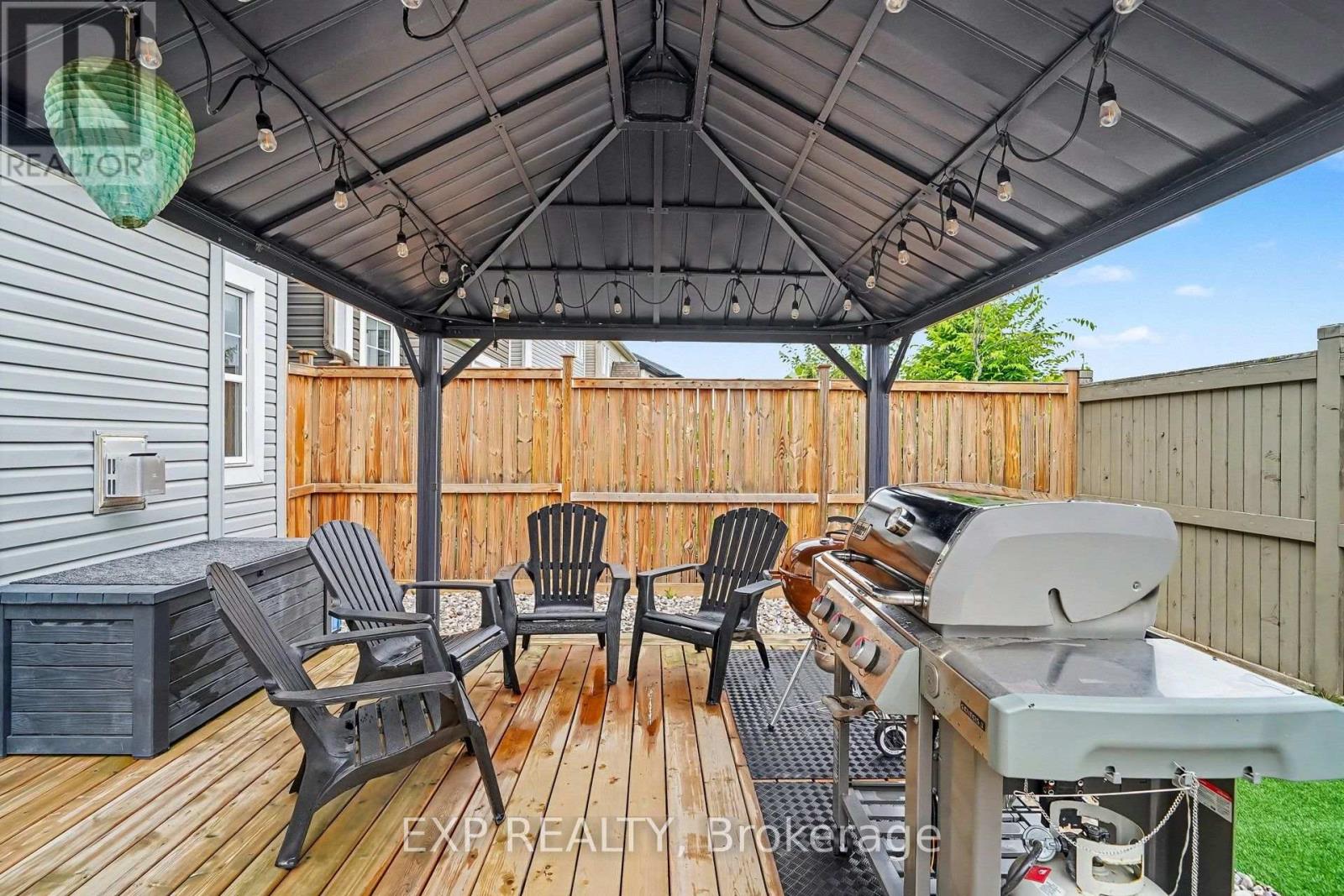 102 BURBOT STREET - Image 28